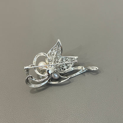 Akoya Flower Design Brooch [Pre-Owned]