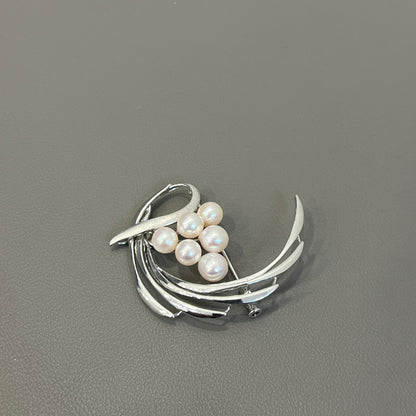 Akoya Pearl Designer Brooch [Brand New]