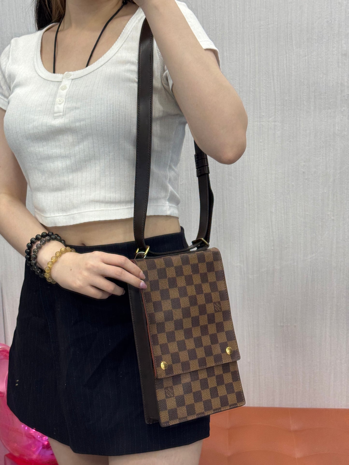 Louis Vuitton Damier Canvas Vertical Messenger Bag [Pre-Owned]