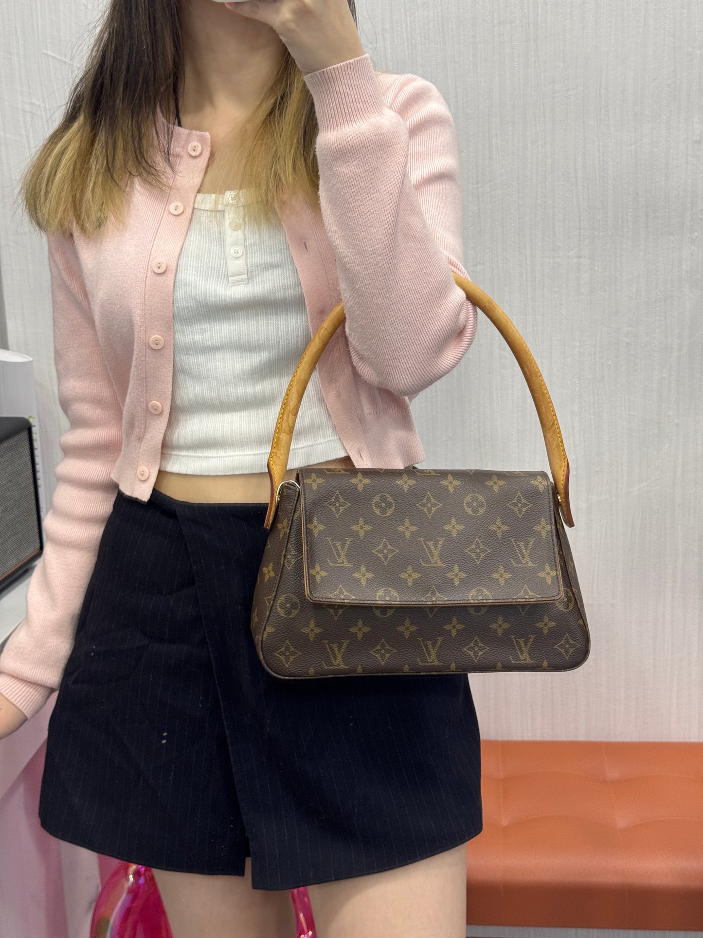 LV ルーピングモノグラム フラップショルダーバッグ【中古】