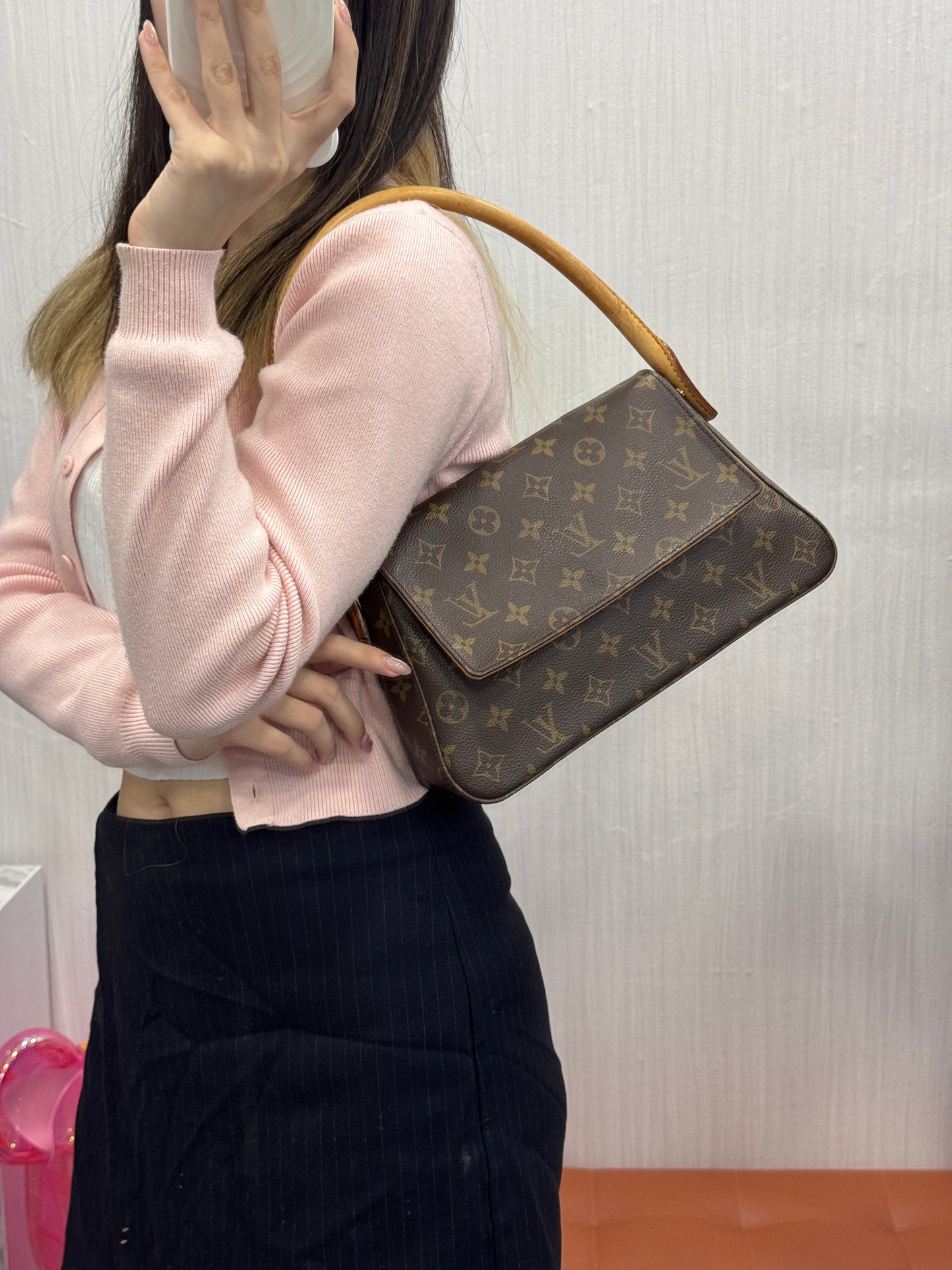LV ルーピングモノグラム フラップショルダーバッグ【中古】