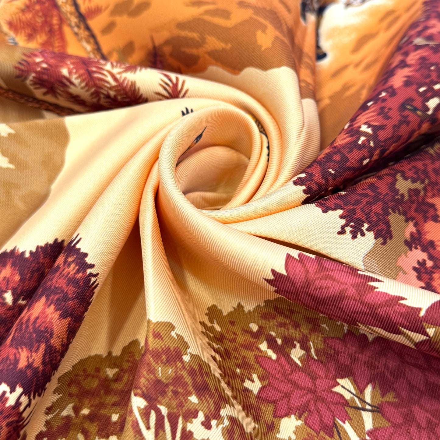 HERMÈS 90 Scarf "Africa" [Pre-Owned]