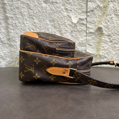 Louis Vuitton Double Zip Camera Crossbody Bag [Pre-Owned]