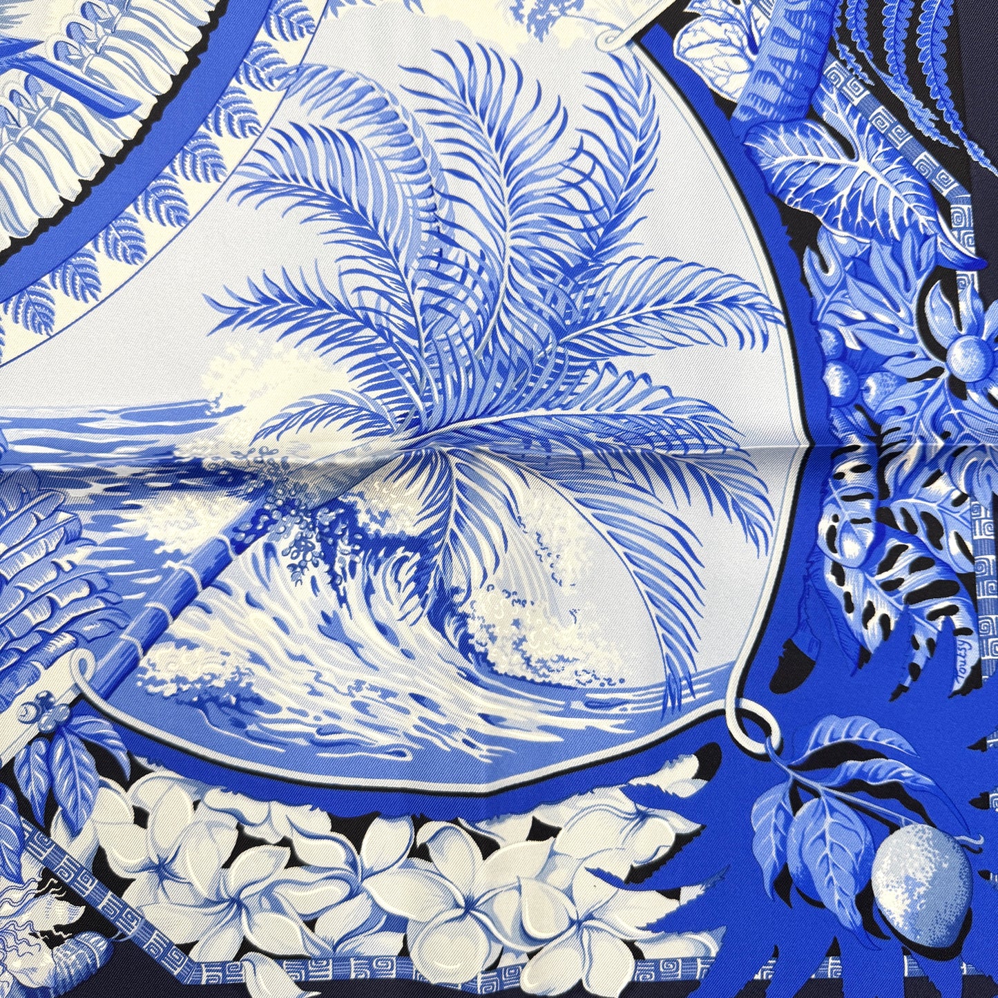 HERMES 90 "Aloha" Silk Scarf [Pre-Owned]