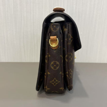 路易威登 Monogram Messenger 斜挎包 [二手]