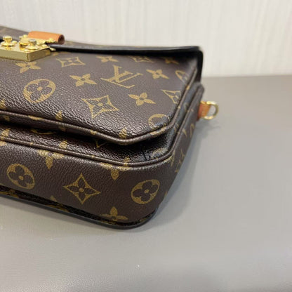 路易威登 Monogram Messenger 斜挎包 [二手]
