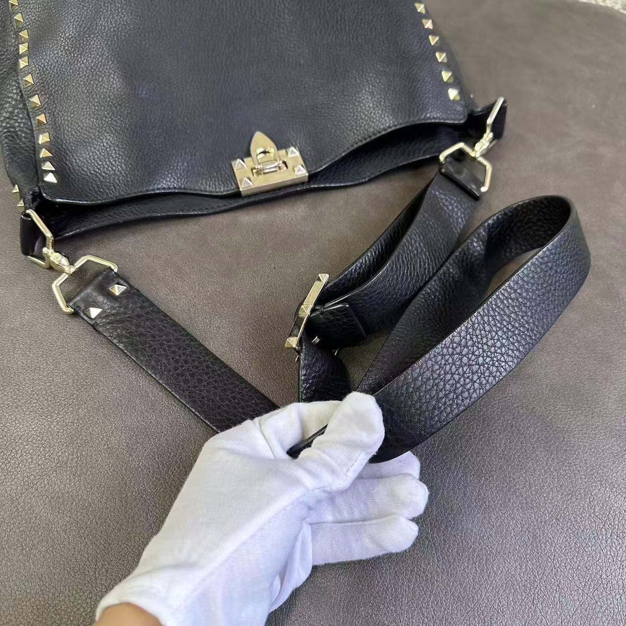 Valentino Rockstud Crossbody Bag [Pre-Owned]