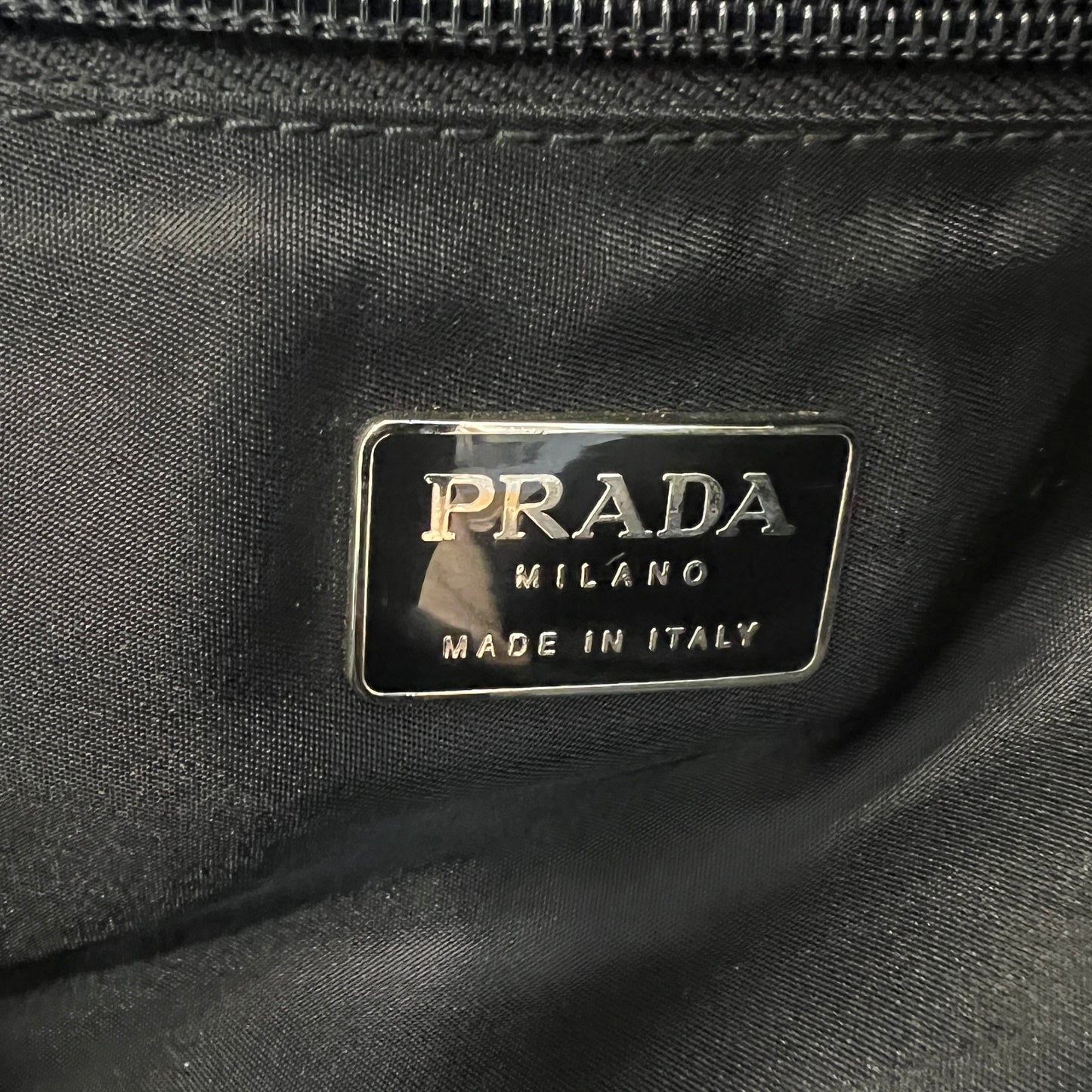 プラダ ナイロン ブラック ブリーフケースバッグ【中古】