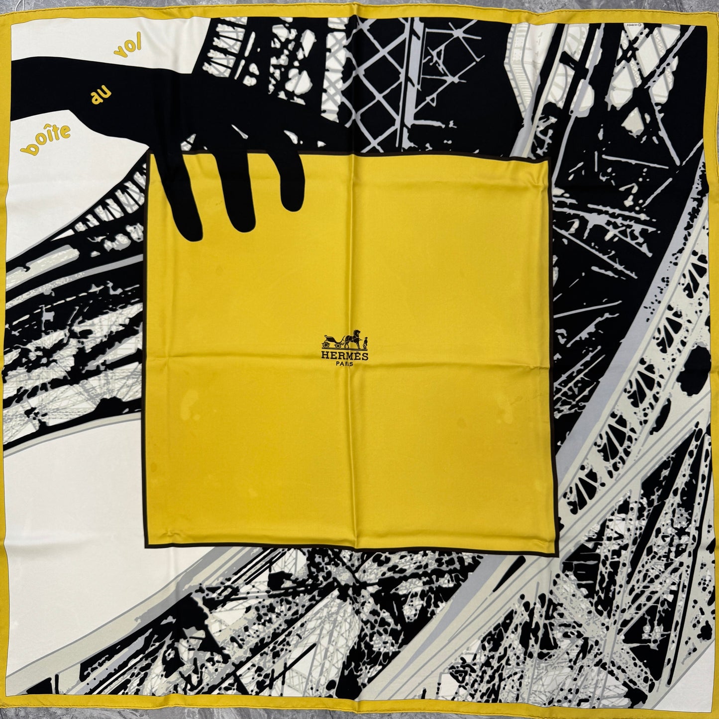HERMES 90 "Flying Box" Scarf [Pre-Owned]