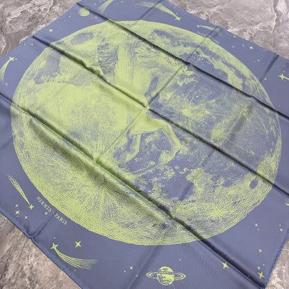 HERMES 90 "clairde lune" Scarf [Pre-Owned]
