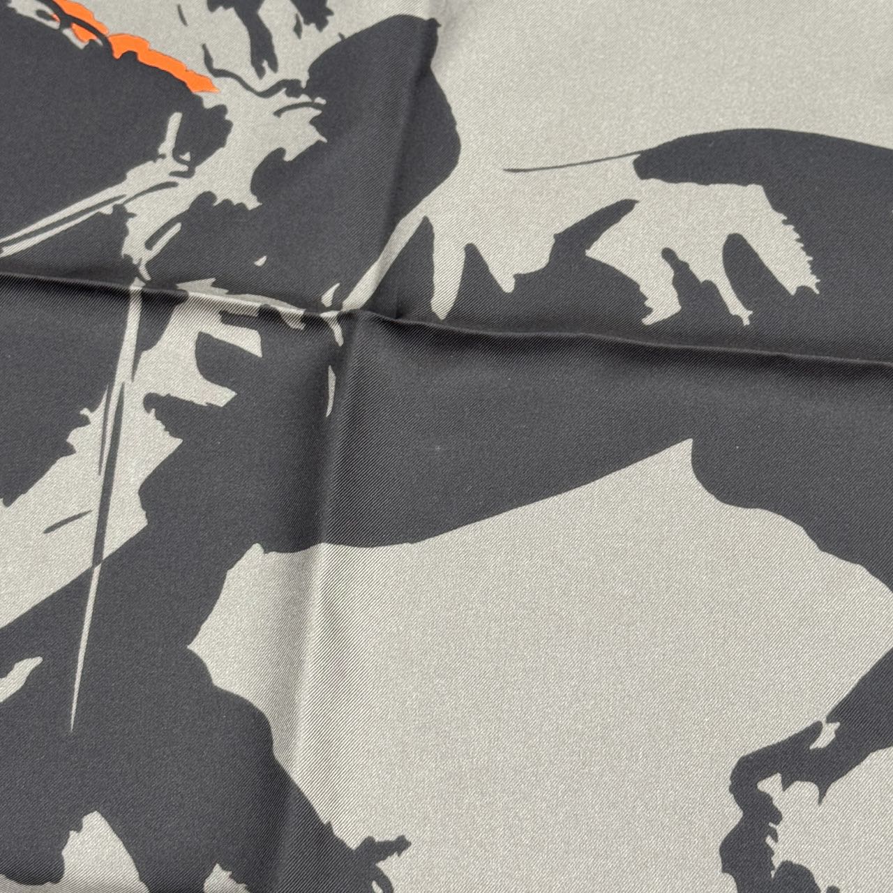 HERMÈS 70 Scarf "Tsingaro" [Pre-Owned]