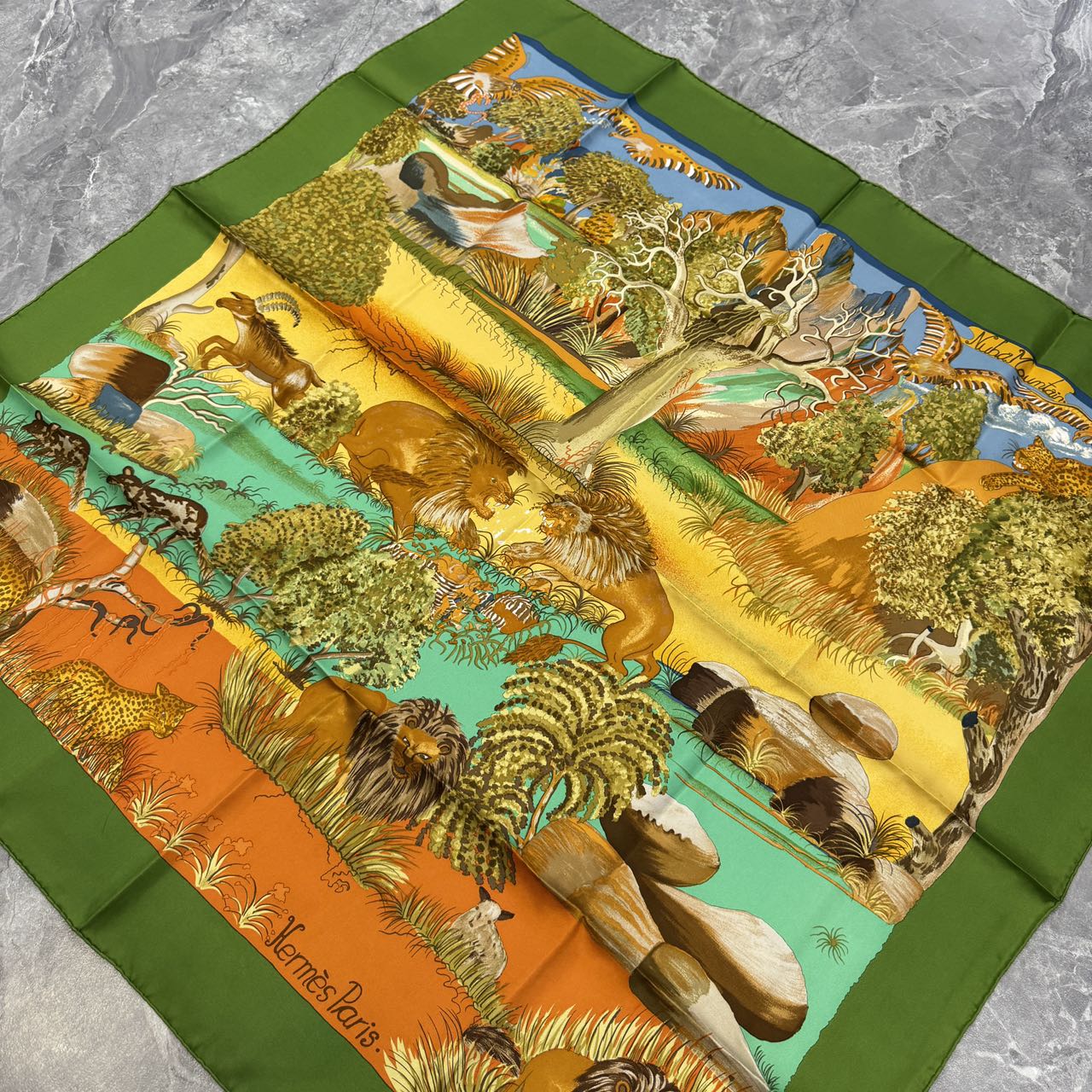 エルメス 90 スカーフ「ヌバ山」【中古】