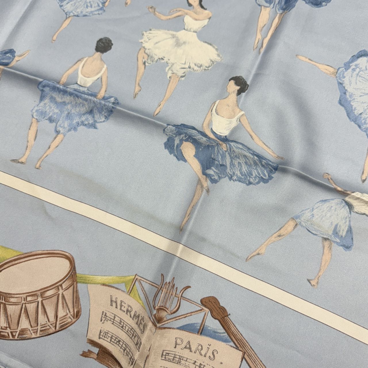 HERMÈS 90 Scarf "La Danse" [Pre-Owned]