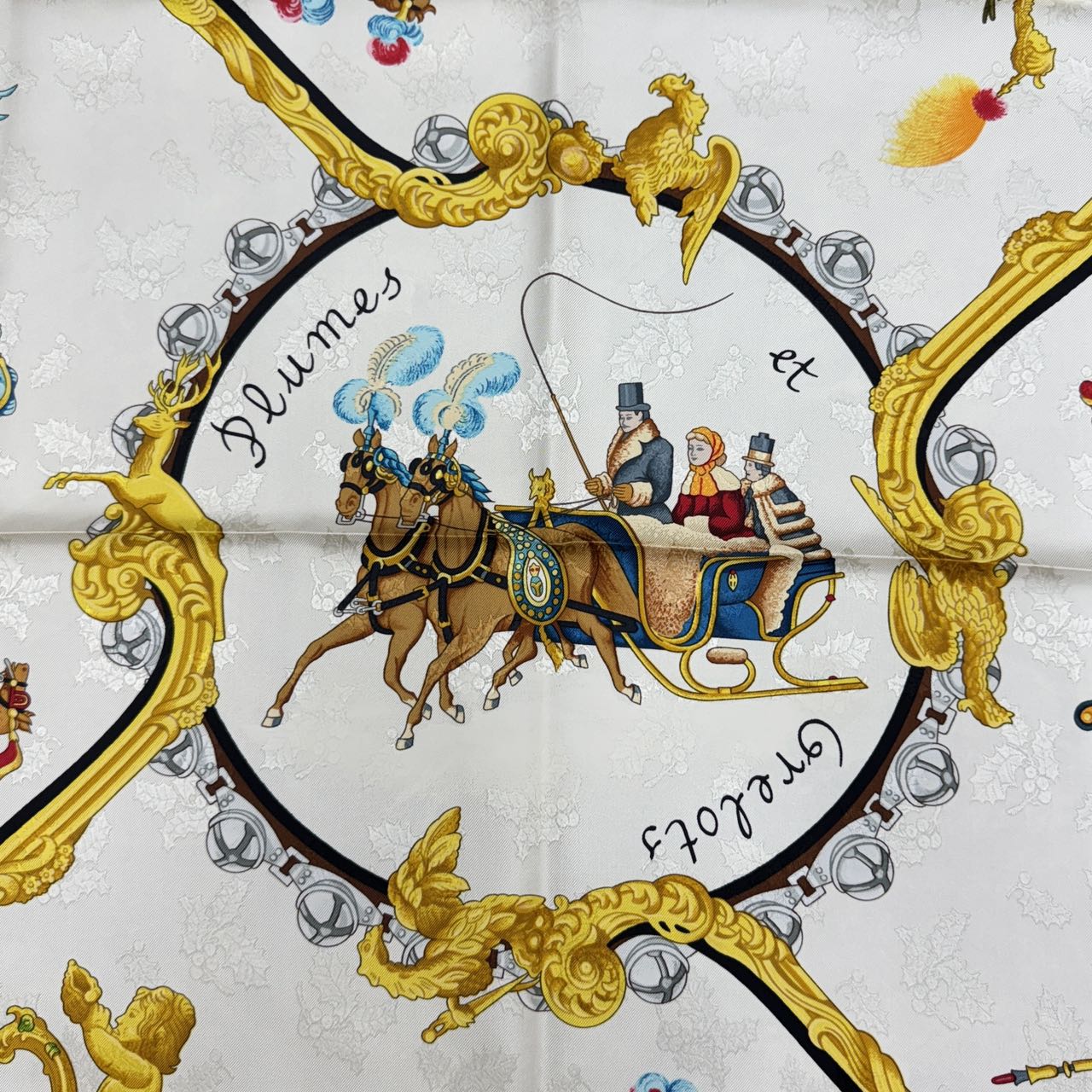 HERMÈS 90 Scarf "Plumes et grelots" [Pre-Owned]
