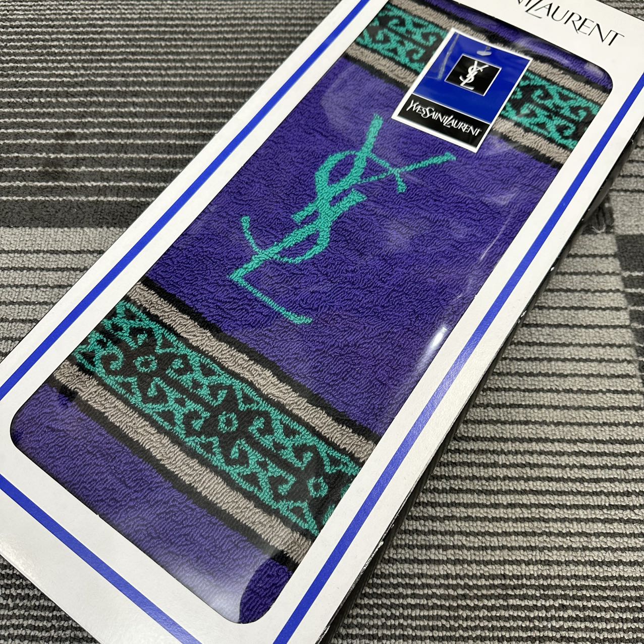 YSL Towel [Pre-Owned]