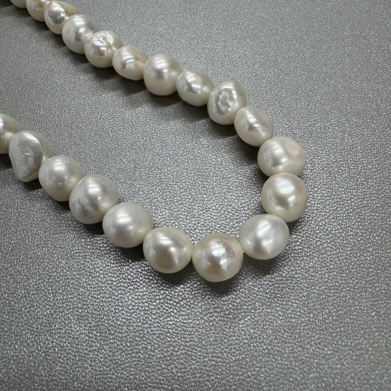 Baroque Pearl Necklace [Pre-Owned]