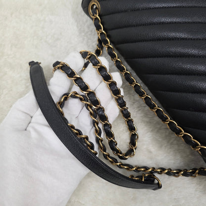 CHANEL Black & Gold Chevron Crossbody Bag [Pre-Owned]