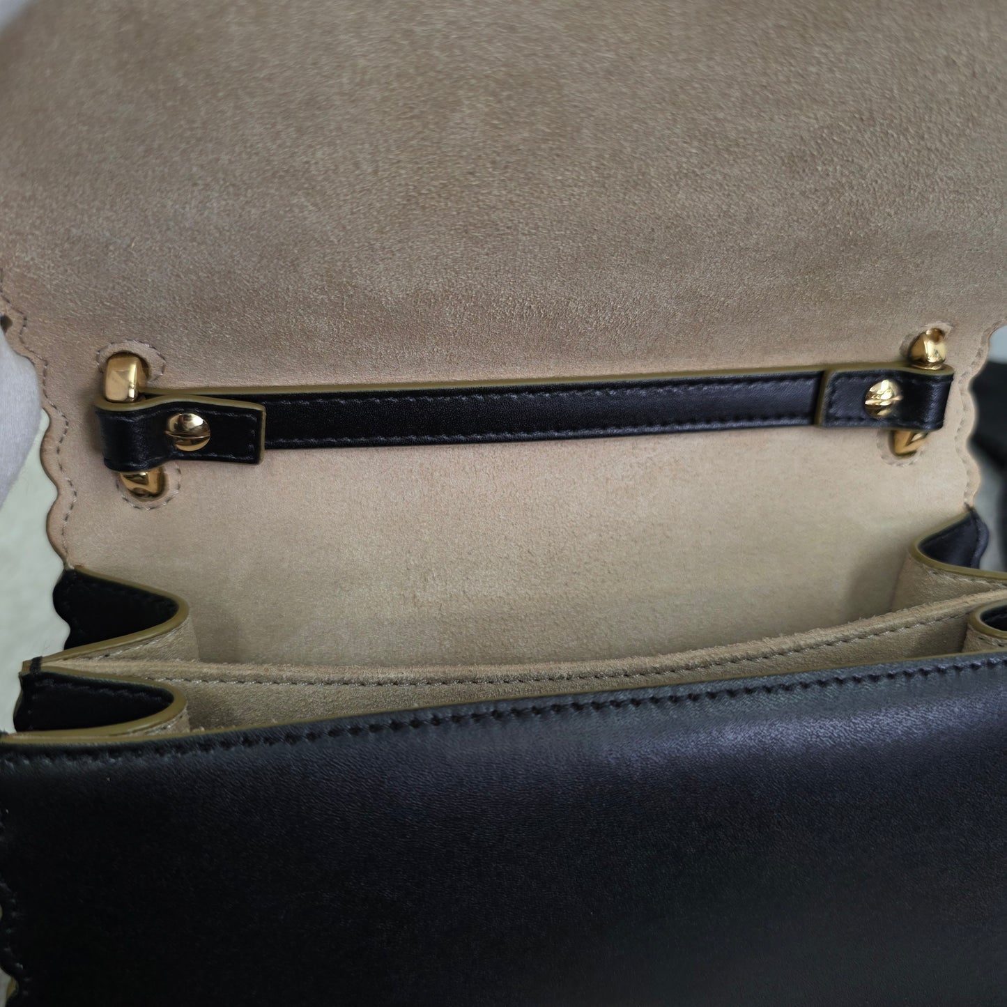Fendi 荷叶边小方包 [二手] 