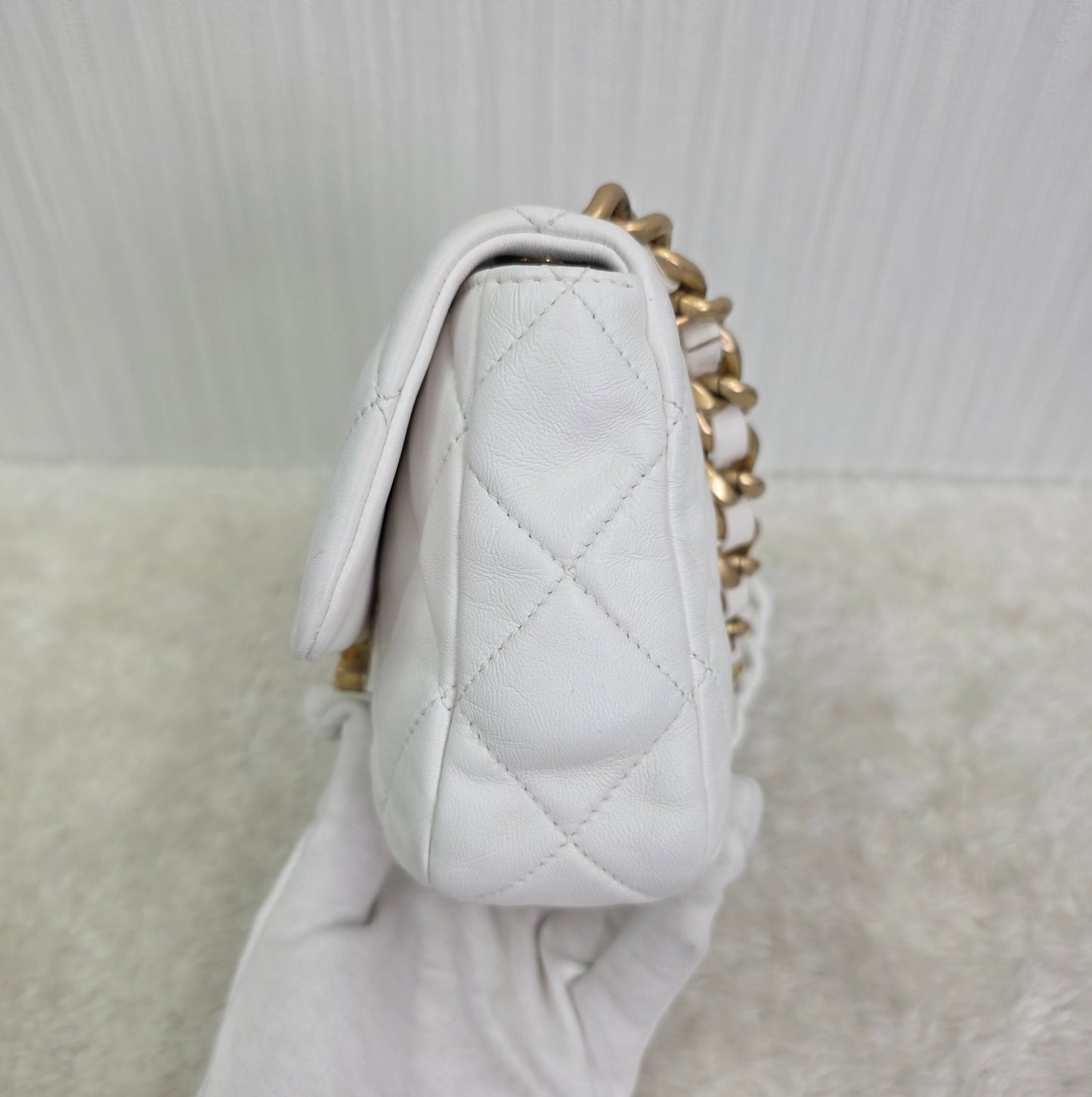 CHANEL クリームホワイト スクエアチェーンバッグ【中古】 
