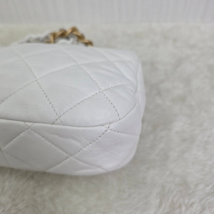 CHANEL クリームホワイト スクエアチェーンバッグ【中古】 