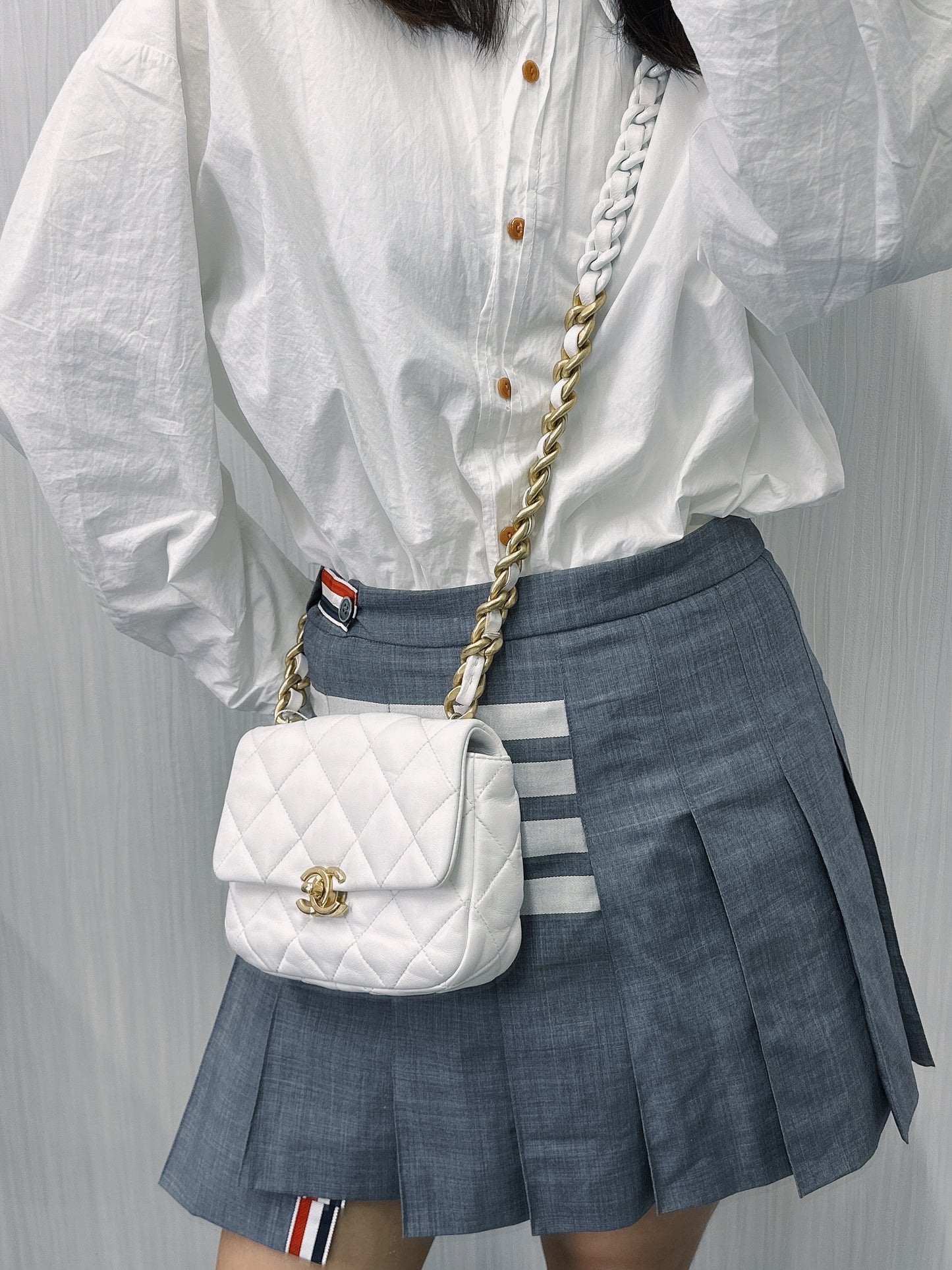 CHANEL クリームホワイト スクエアチェーンバッグ【中古】 