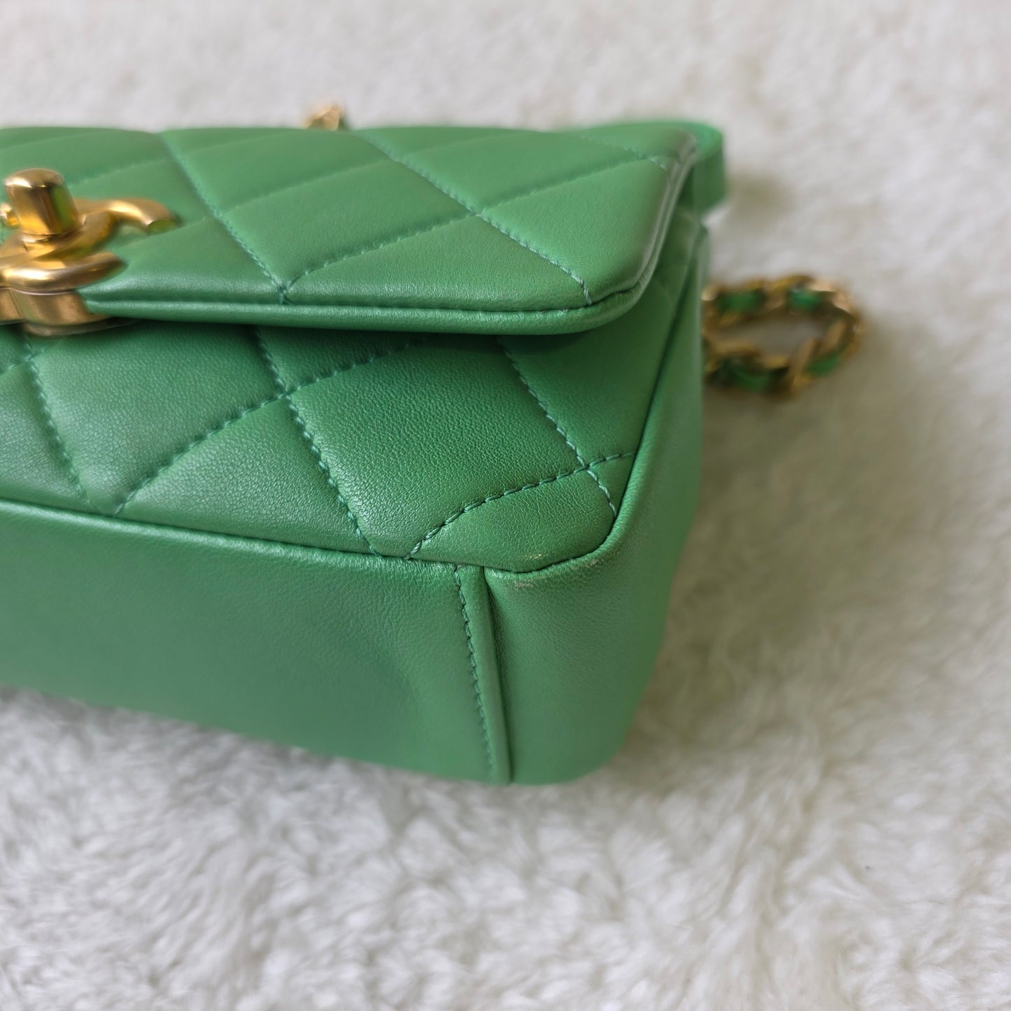 CHANEL ターンロックバッグ【中古】 