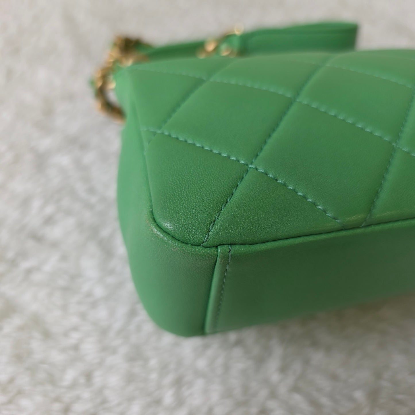 CHANEL ターンロックバッグ【中古】 