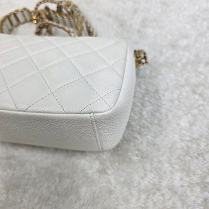 CHANEL ホワイト スクエアバッグ【中古】 