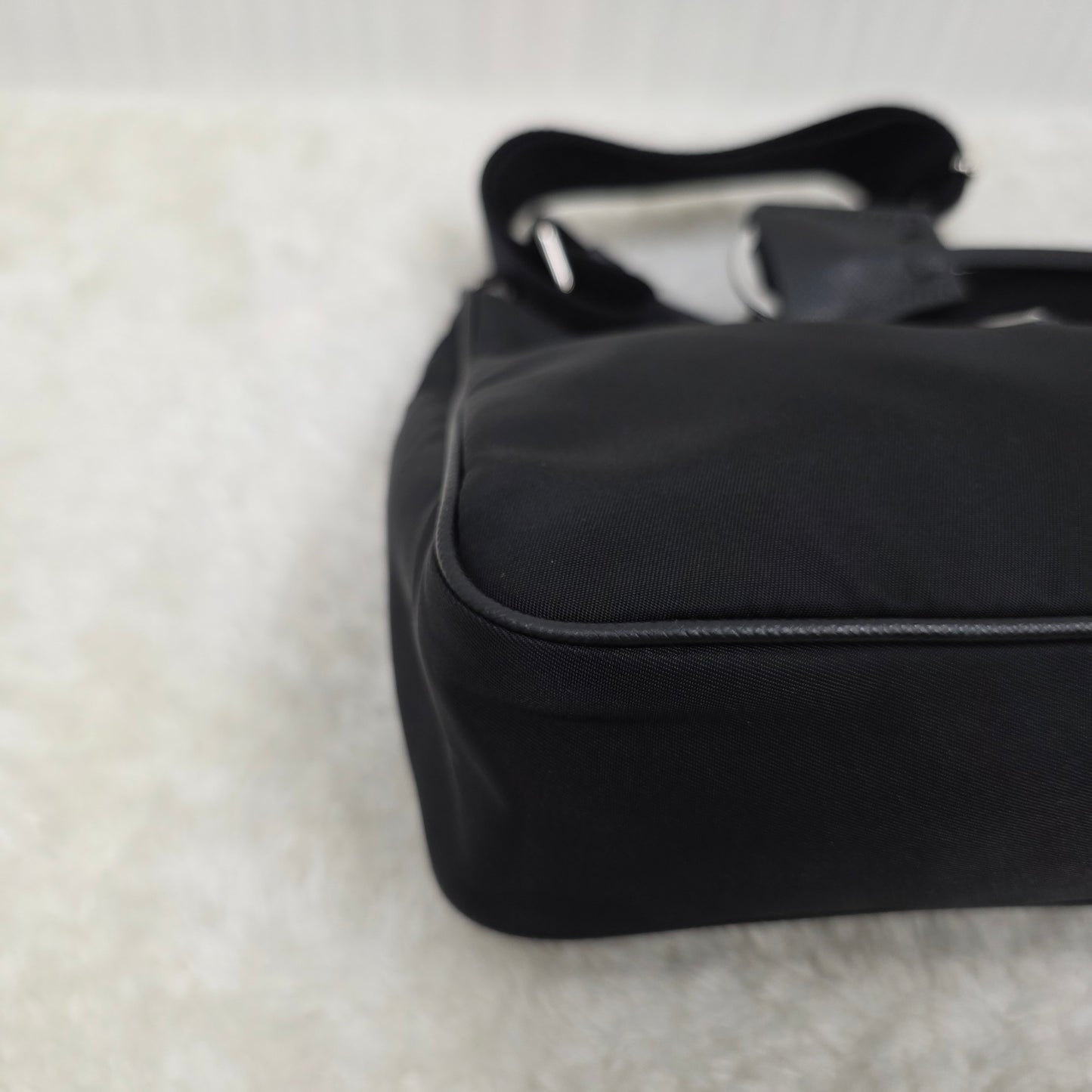 プラダ 3-in-1 クラシック ホーボーバッグ 【中古】 