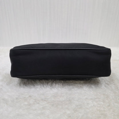 プラダ 3-in-1 クラシック ホーボーバッグ 【中古】 