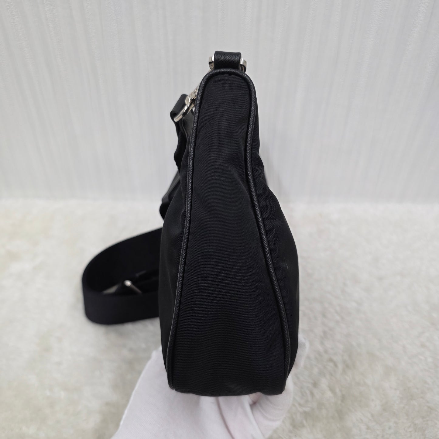プラダ 3-in-1 クラシック ホーボーバッグ 【中古】 