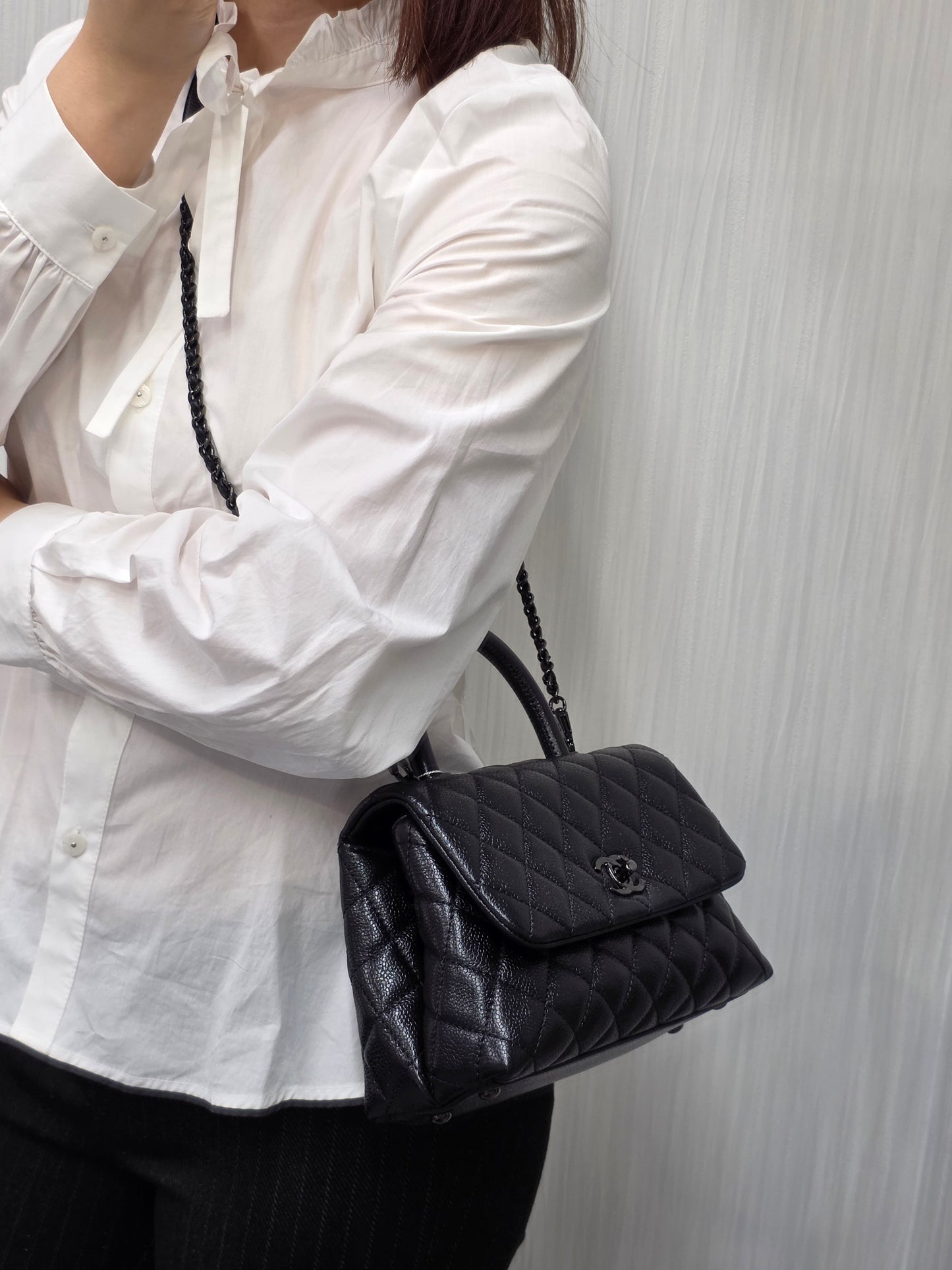 CHANEL Black Caviar Leather Top Handle Bag [Pre-Owned]