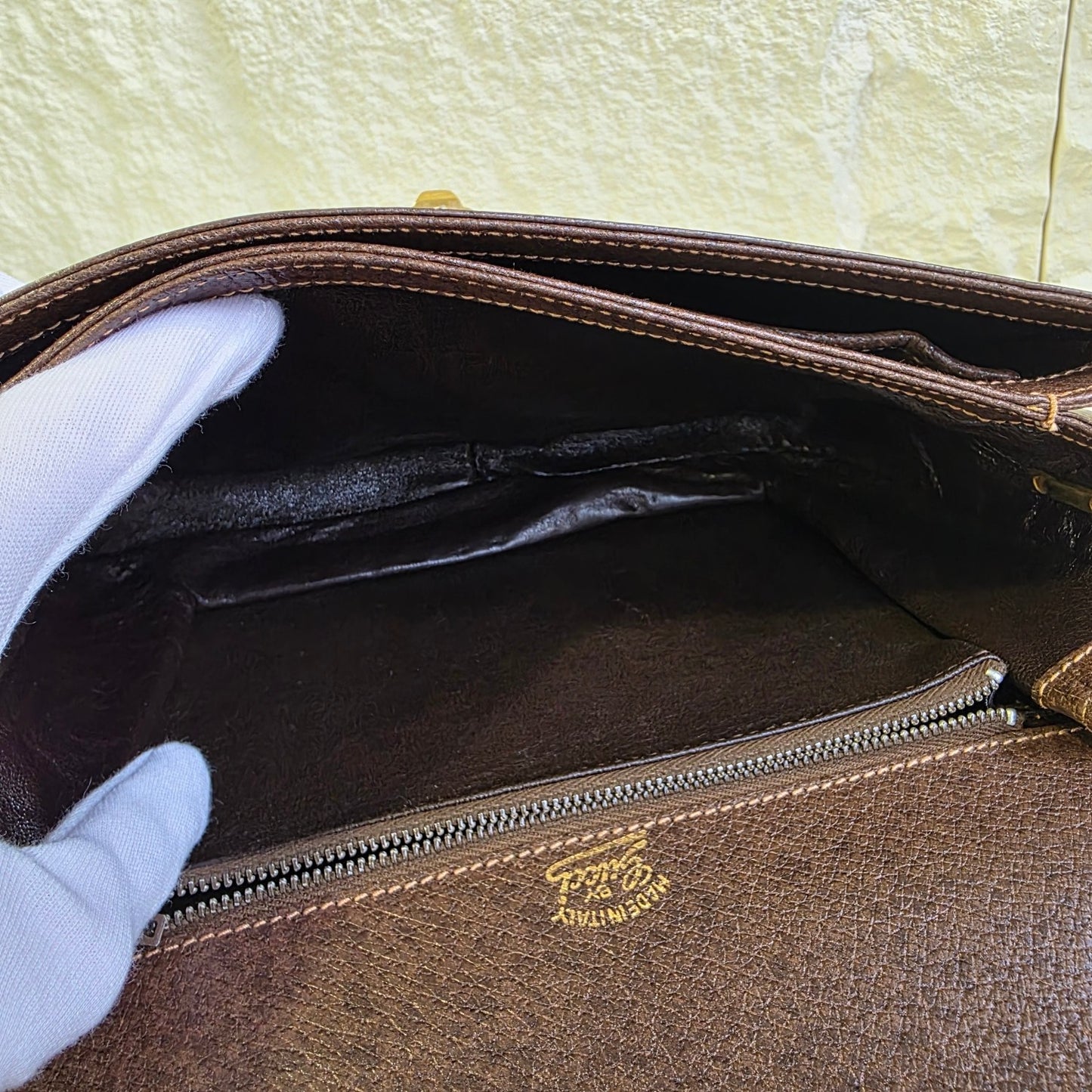 Gucci Shoulder Bag [Pre-Owned]
