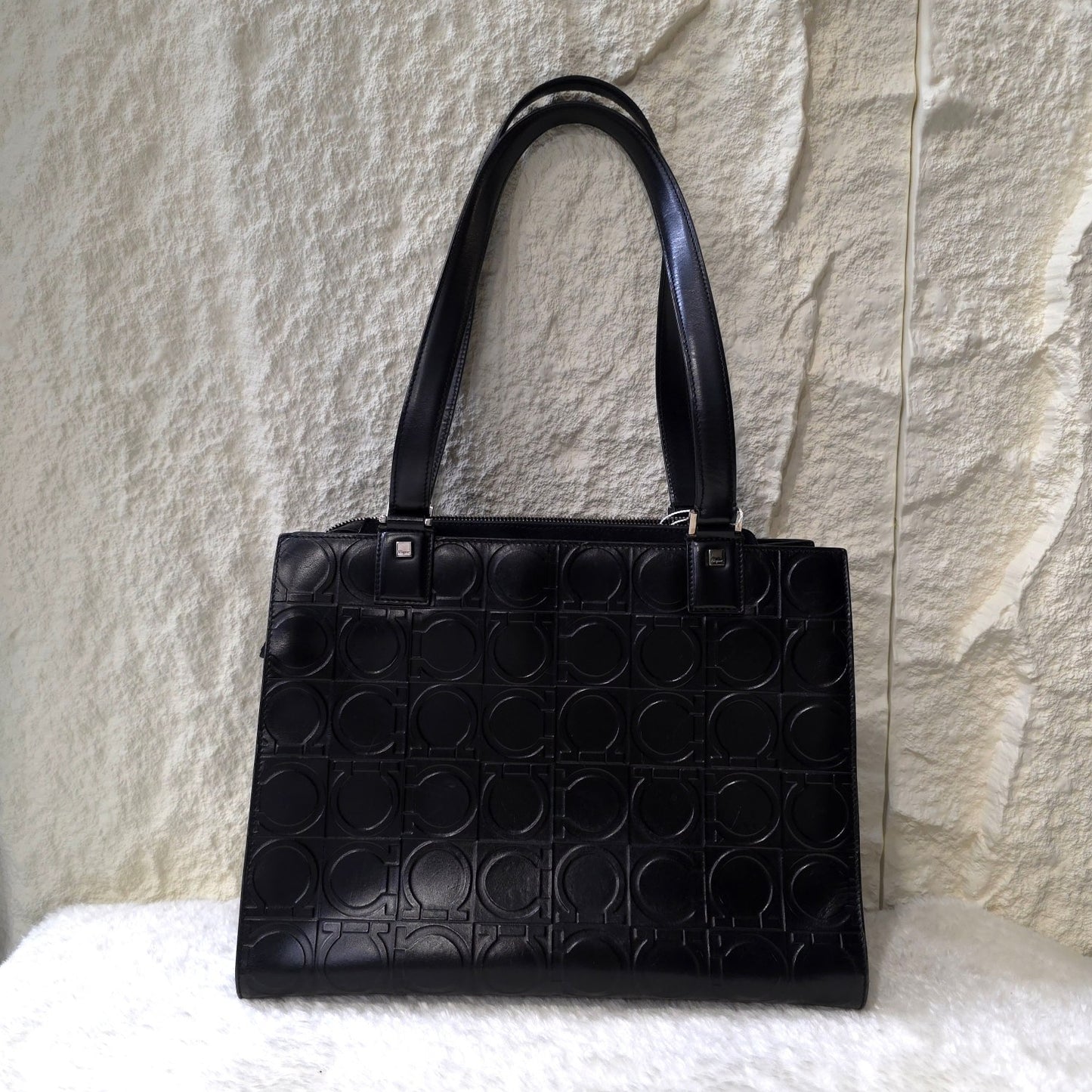 Ferragamo Shoulder Bag [Pre-Owned]
