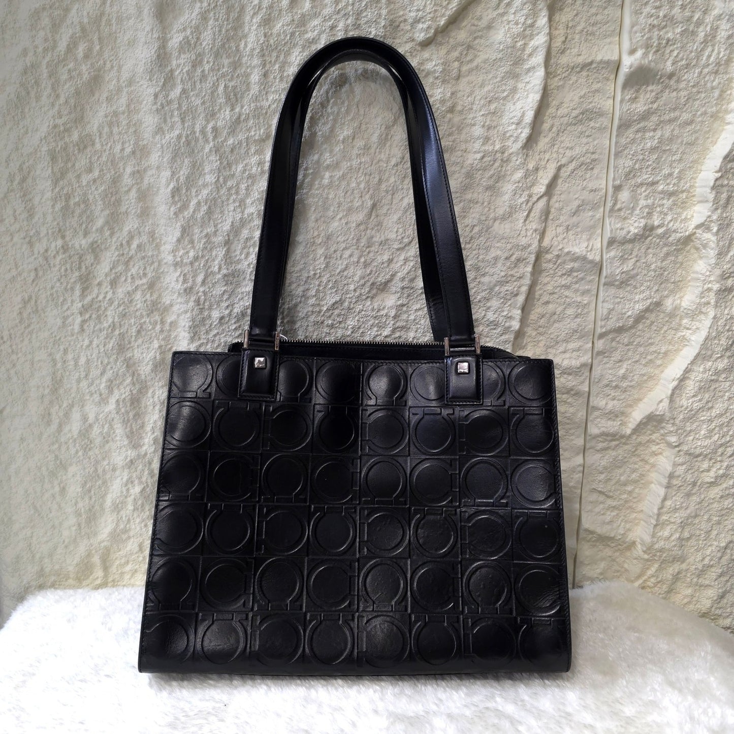 Ferragamo Shoulder Bag [Pre-Owned]