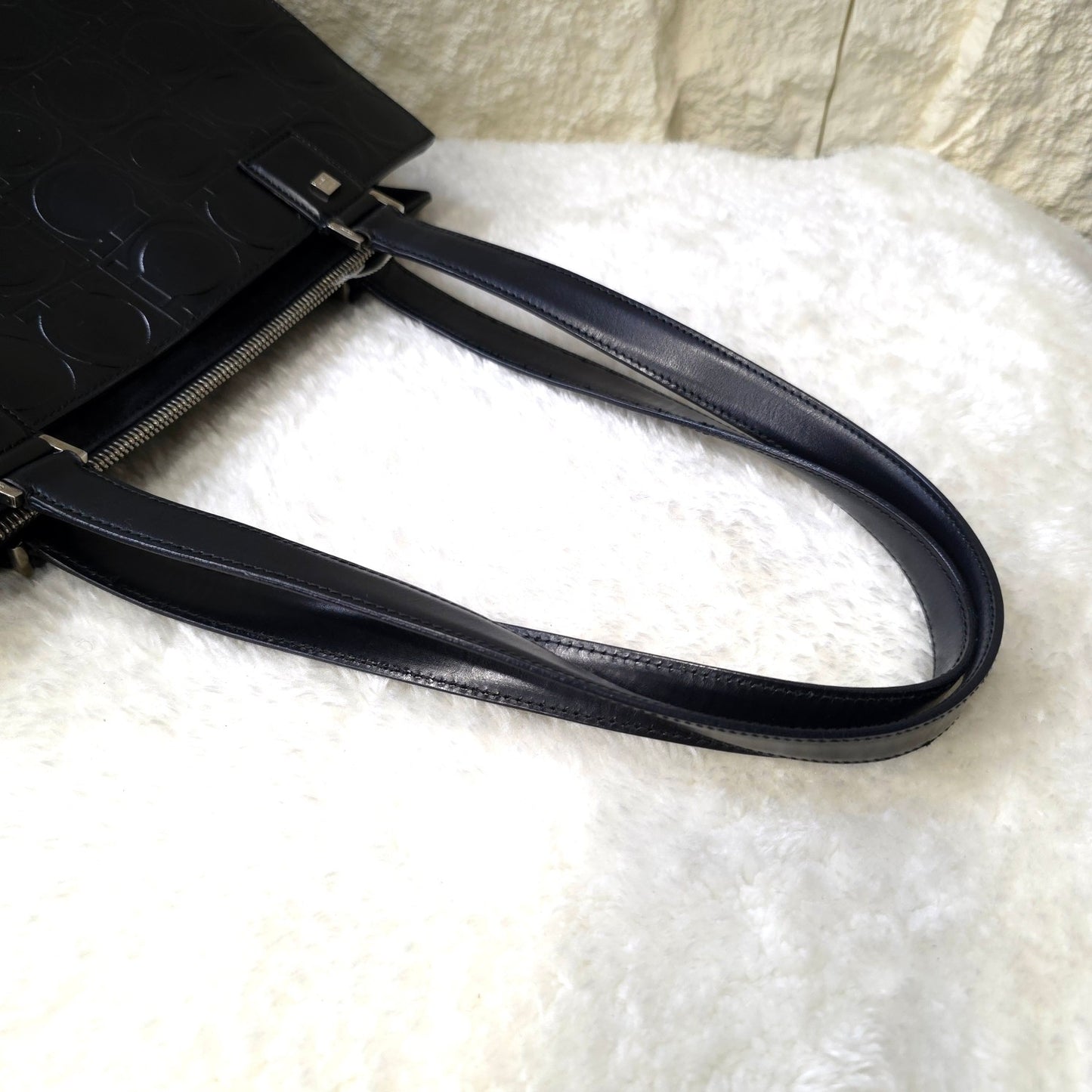 Ferragamo Shoulder Bag [Pre-Owned]
