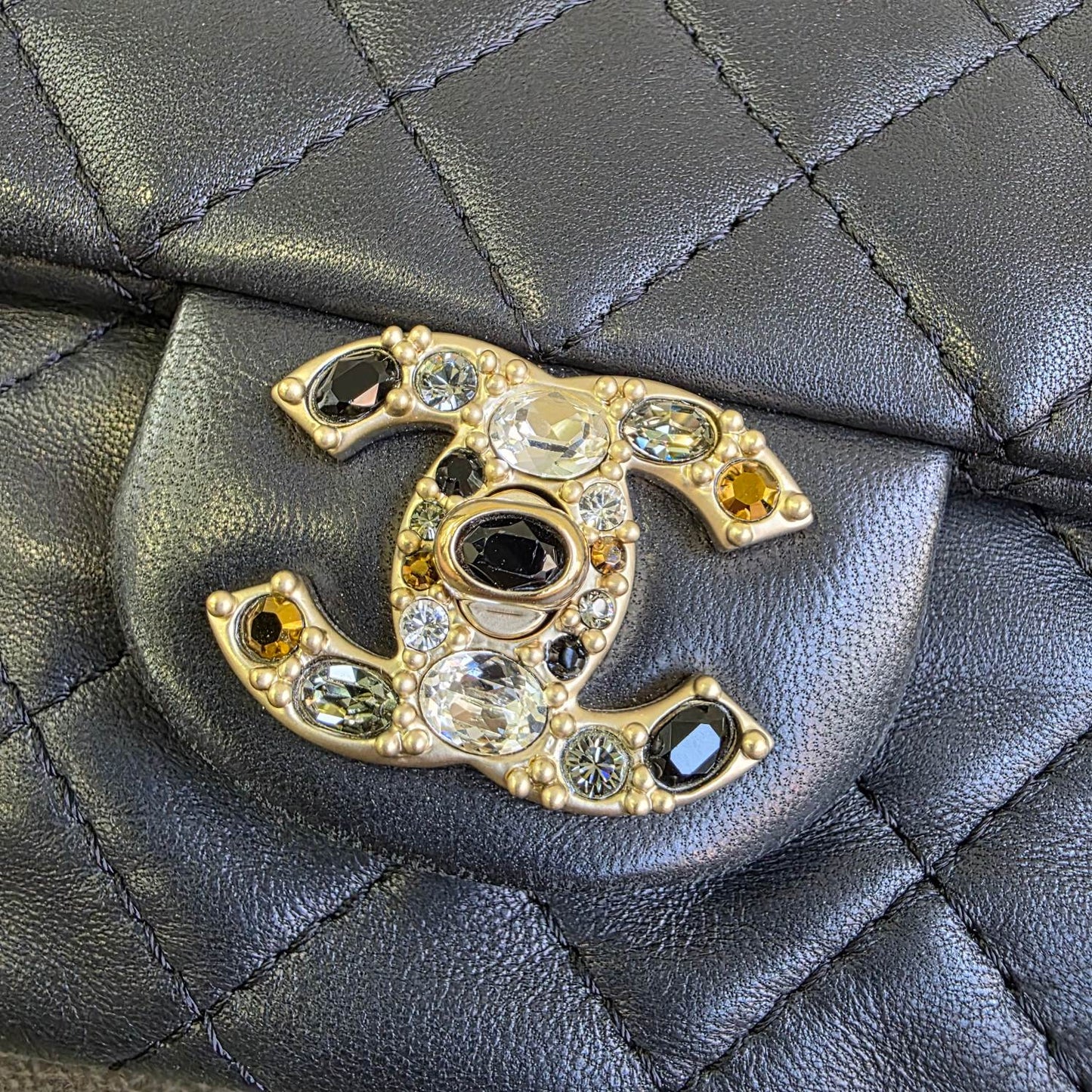 CHANEL CF25 Flap Bag [Pre-Owned]