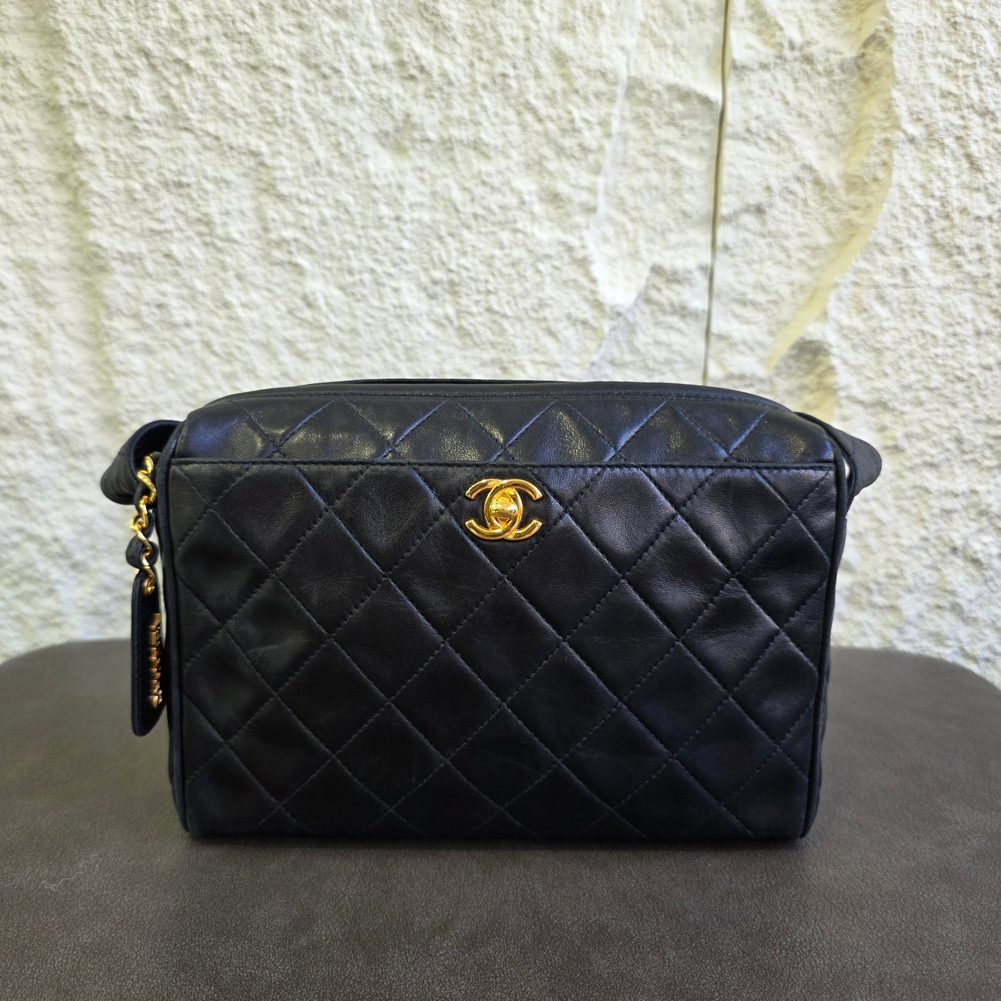 CHANEL ショルダーバッグ【中古】