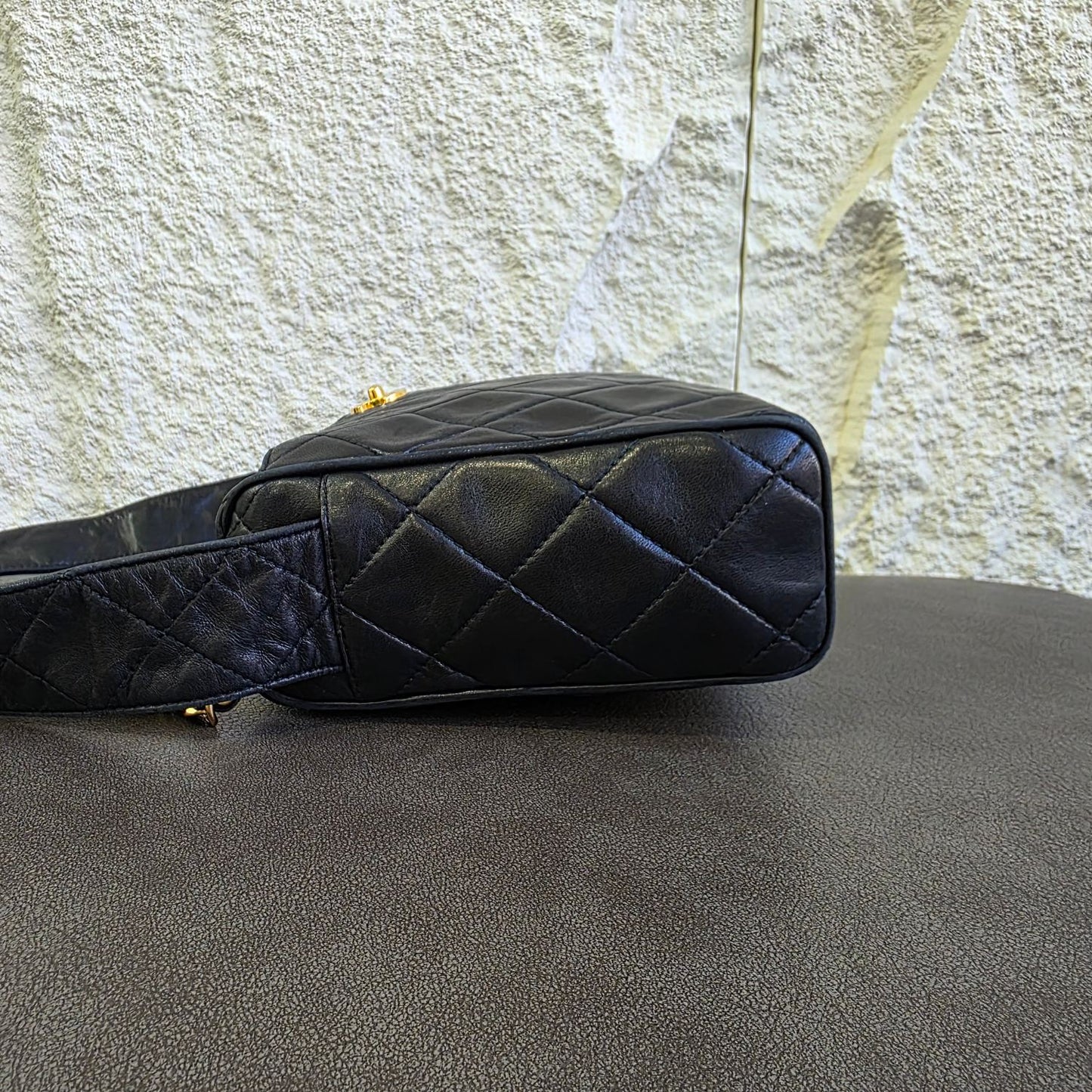 CHANEL ショルダーバッグ【中古】
