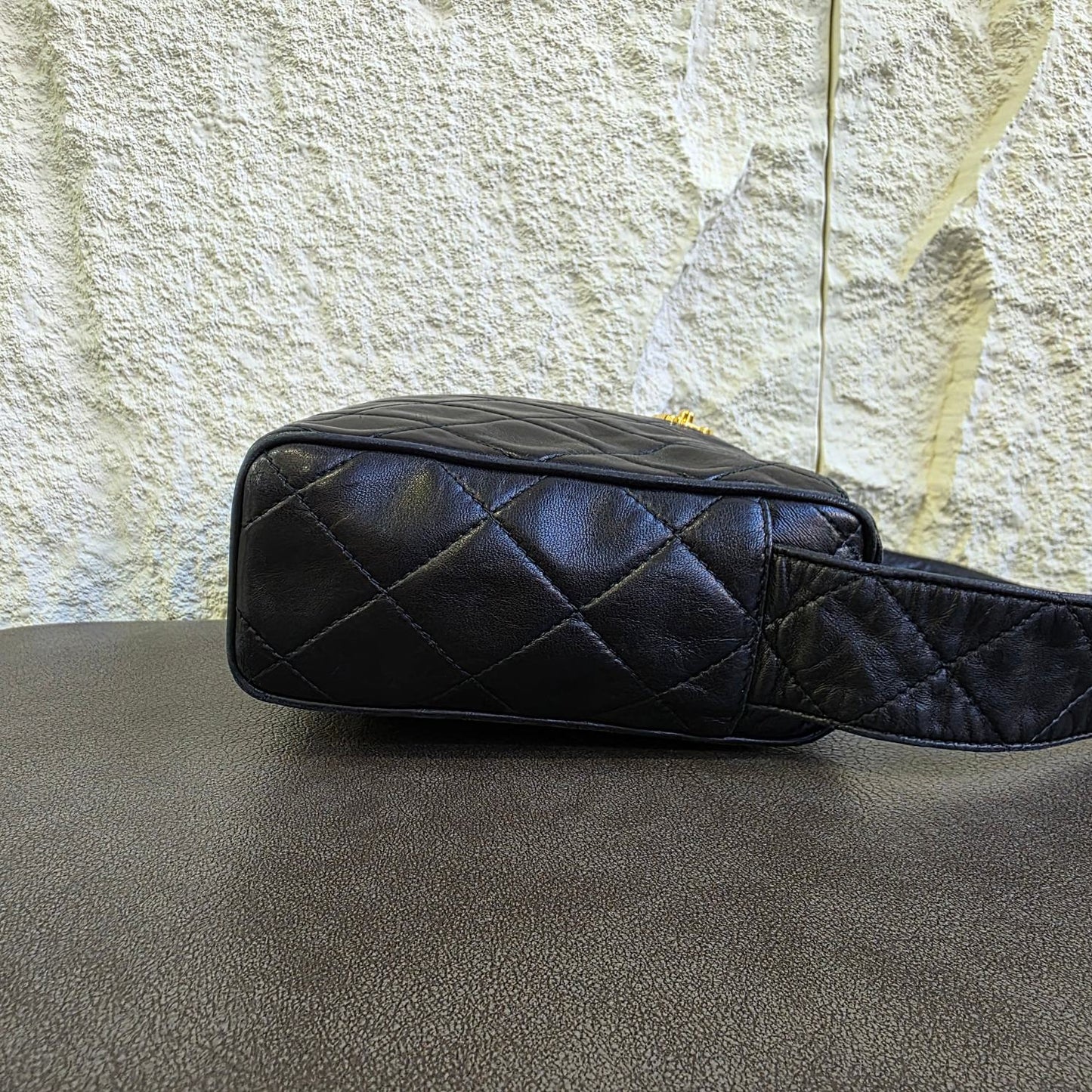 CHANEL ショルダーバッグ【中古】