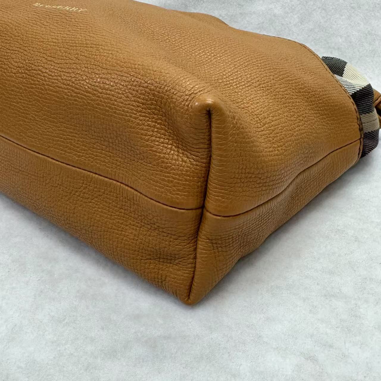 バーバリー ドローストリング クロスボディバッグ 【中古】