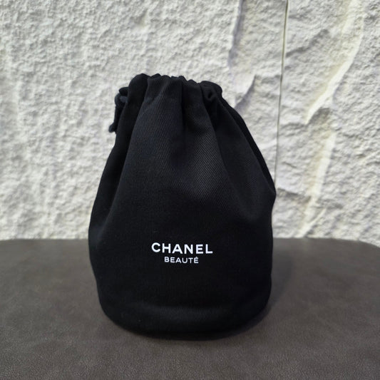 CHANEL Drawstring Bucket Makeup Bag [Pre-Owned]