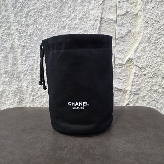 CHANEL Drawstring Bucket Makeup Bag [Pre-Owned]