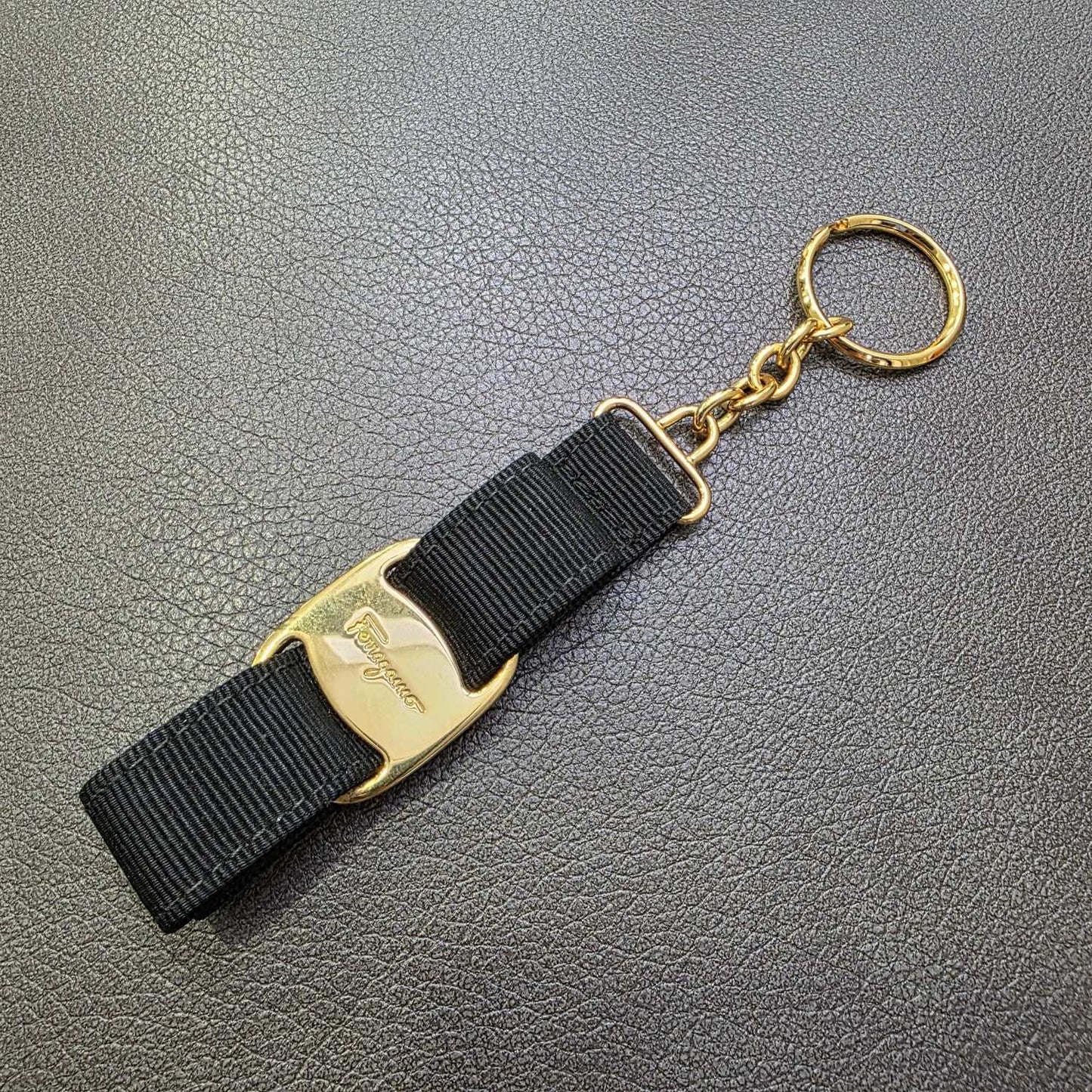 フェラガモ キーホルダー【中古】