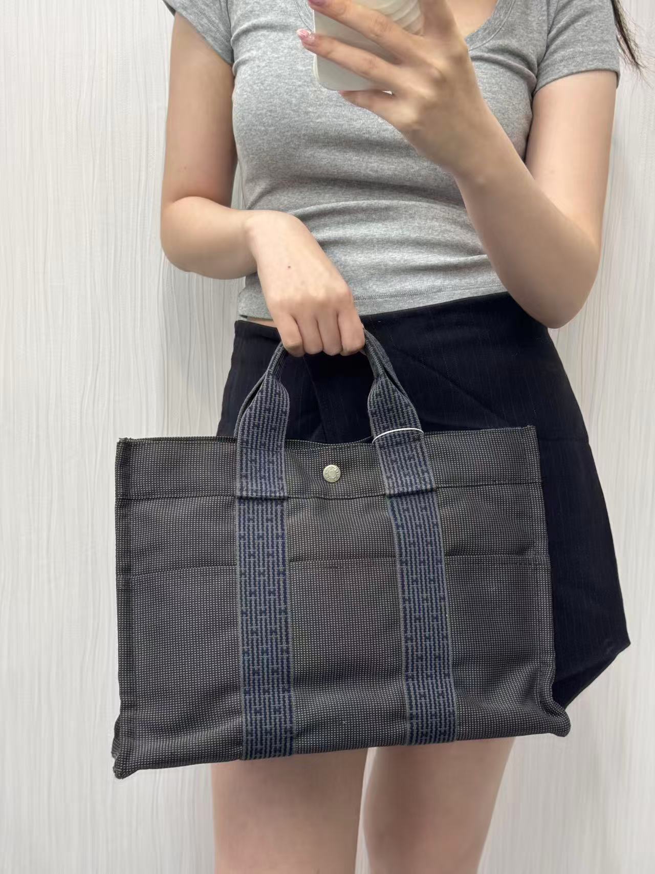Hermès Canvas Tote Bag [Pre-Owned]