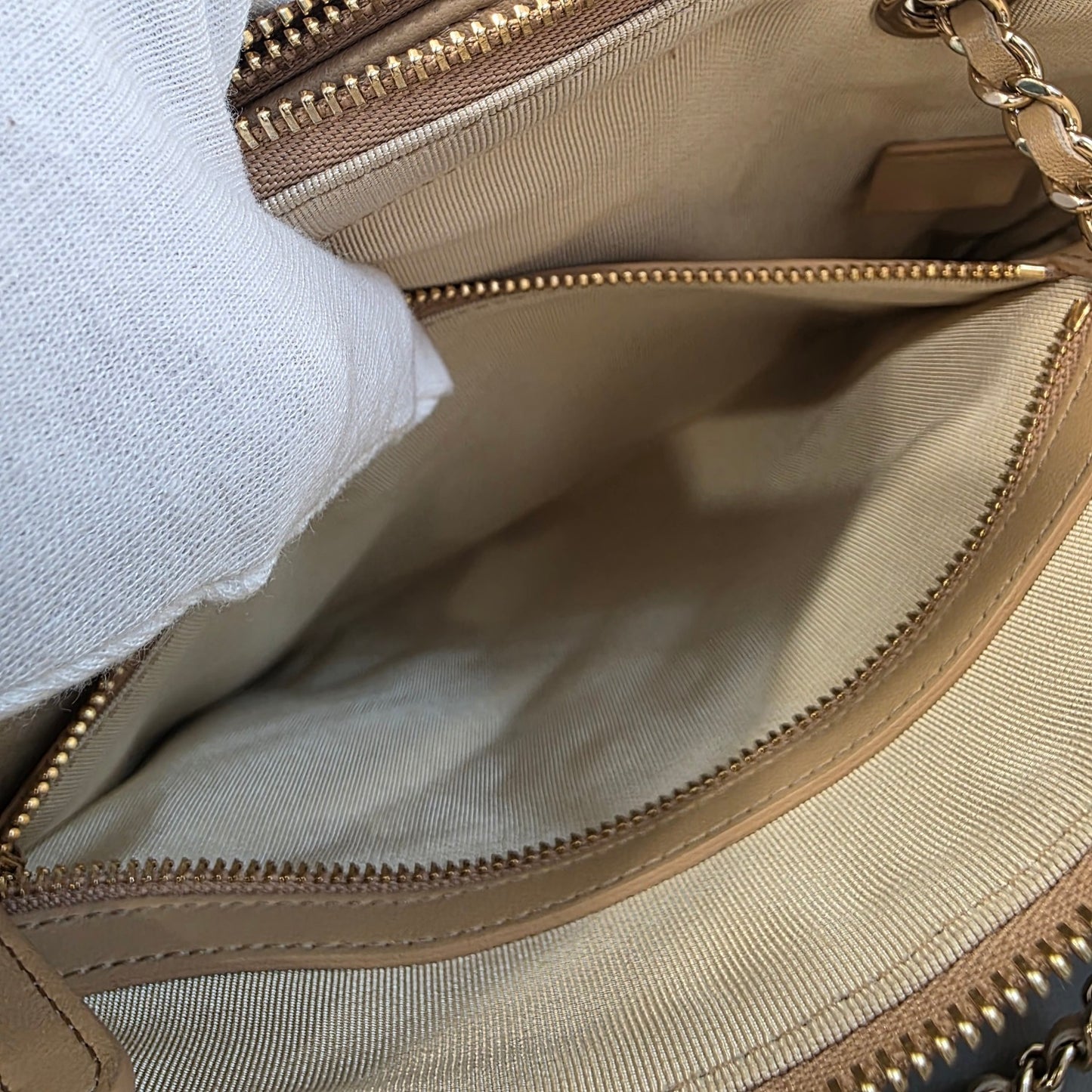 Chanel Beige Woven Tote Bag with Gold Hardware [Pre-Owned]