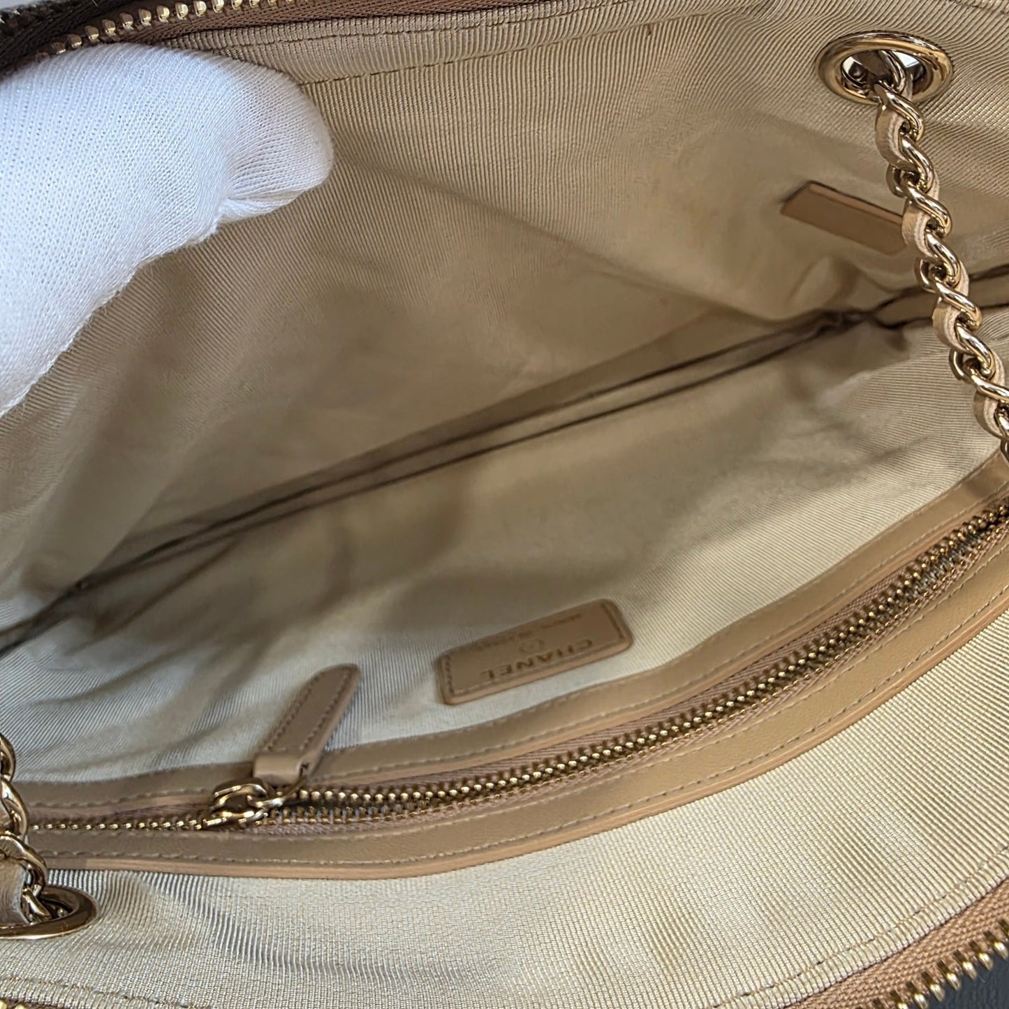 Chanel Beige Woven Tote Bag with Gold Hardware [Pre-Owned]