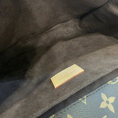 Louis Vuitton Monogram Messenger Bag [Pre-Owned]