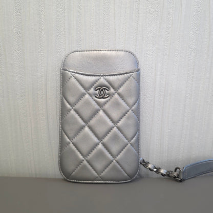 CHANEL Silver 3-in-1 Crossbody Bag [Pre-Owned]