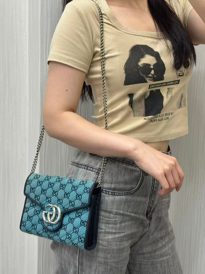 Gucci GG Supreme WOC 单肩包 [二手]